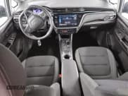 ✅ 2023 Chevrolet Bolt EV 1LT • VIN: 1G1FW6S08P4179036 • Lot: 45996235. Wystawiony na Copart z przebiegiem 35 774 mil. Bezpłatny archiwum sprzedaży aukcyjnych z USA i szczegółowy raport historii pojazdu na DreamBid. Zdjęcie 8.