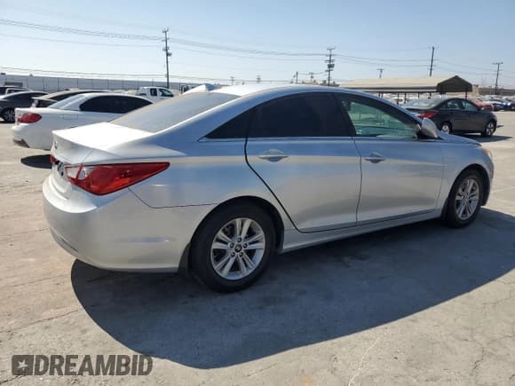 ✅ 2013 Hyundai Sonata GLS • VIN: 5NPEB4AC1DH620414 • Лот: 72951604. Опубликован ранее на Copart с пробегом 94 614 миль. Бесплатный доступ к архиву аукционных продаж из США и подробный отчёт об истории автомобиля на DreamBid. Изображение 3.