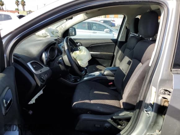 ✅ 2016 Dodge Journey SXT • VIN: 3C4PDCBG2GT157430 • Лот: 83856995. Опубликован ранее на Copart с пробегом Не указан. Бесплатный доступ к архиву аукционных продаж из США и подробный отчёт об истории автомобиля на DreamBid. Изображение 7.