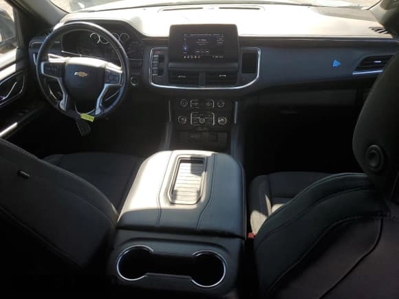 ✅ 2023 Chevrolet Suburban LS • VIN: 1GNSCBKDXPR148942 • Lot: 69675865. Listed on Copart with 81,844 mi. Free auction sales archive from the USA and detailed vehicle history report at DreamBid. Image 8.