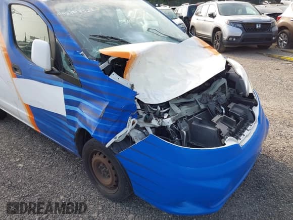 ✅ 2015 Nissan NV200 S • VIN: 3N6CM0KNXFK723332 • Lot: 42308526. Listed on IAAI with 144,761 mi. Free auction sales archive from the USA and detailed vehicle history report at DreamBid. Image 6.