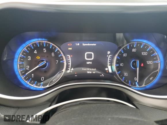 ✅ 2023 Chrysler Pacifica Limited • VIN: 2C4RC1GG9PR538462 • Lot: 63469915. Listed on Copart with 7,816 mi. Free auction sales archive from the USA and detailed vehicle history report at DreamBid. Image 9.