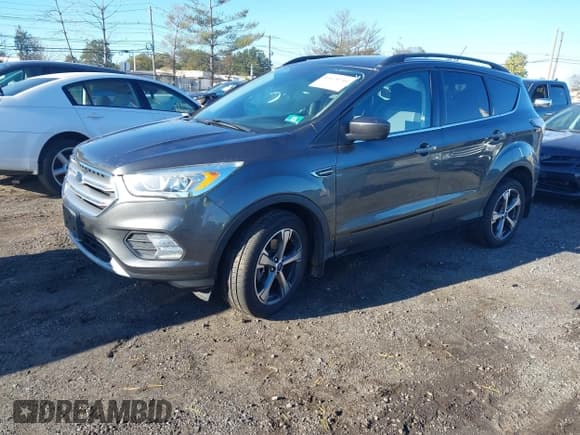 ✅ 2017 Ford Escape SE • VIN: 1FMCU9G96HUA74078 • Lot: 43470744. Wystawiony na IAAI z przebiegiem 94 557 mil. Bezpłatny archiwum sprzedaży aukcyjnych z USA i szczegółowy raport historii pojazdu na DreamBid. Zdjęcie 17.