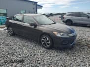 ✅ 2017 Honda Accord EX-L • VIN: 1HGCR2F86HA064871 • Lot: 90819525. Wystawiony na Copart z przebiegiem 92 921 mil. Bezpłatny archiwum sprzedaży aukcyjnych z USA i szczegółowy raport historii pojazdu na DreamBid. Zdjęcie 4.