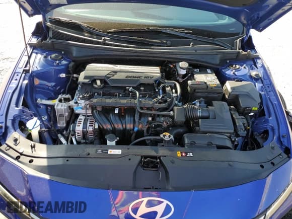 ✅ 2025 Hyundai Elantra SEL Sport • VIN: KMHLM4DG2SU021293 • Lot: 82201905. Listed on Copart with 811 mi. Free auction sales archive from the USA and detailed vehicle history report at DreamBid. Image 11.