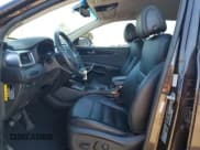 ✅ 2016 Kia Sorento EX • VIN: 5XYPHDA13GG042690 • Лот: 85858755. Опубликован ранее на Copart с пробегом 115 040 миль. Бесплатный доступ к архиву аукционных продаж из США и подробный отчёт об истории автомобиля на DreamBid. Изображение 7.