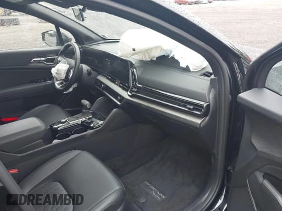 ✅ 2025 Kia Sportage X-Line • VIN: 5XYK6CDF7SG273912 • Lot: 42689627. Wystawiony na IAAI z przebiegiem 9 333 mil. Bezpłatny archiwum sprzedaży aukcyjnych z USA i szczegółowy raport historii pojazdu na DreamBid. Zdjęcie 5.