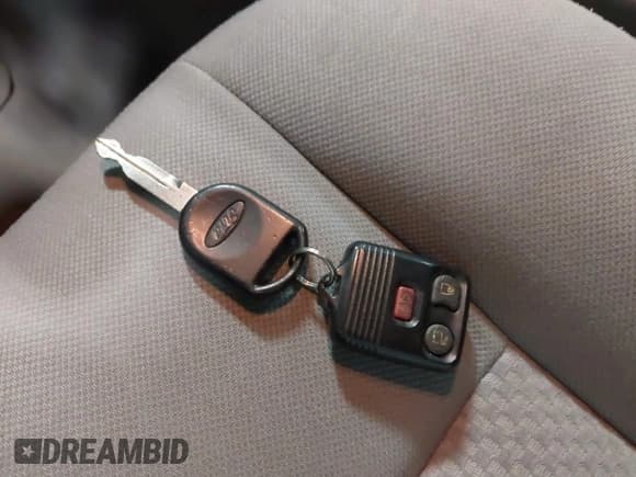 ✅ 2007 Ford Freestyle SEL • VIN: 1FMDK02177GA28859 • Лот: 43724034. Опубликован ранее на IAAI с пробегом 203 871 миль. Бесплатный доступ к архиву аукционных продаж из США и подробный отчёт об истории автомобиля на DreamBid. Изображение 11.