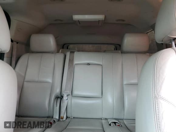 ✅ 2014 Chevrolet Suburban LT • VIN: 1GNSCJE03ER100313 • Lot: 78900854. Listed on Copart with 231,941 mi. Free auction sales archive from the USA and detailed vehicle history report at DreamBid. Image 10.