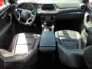 2020 Chevrolet Blazer RS z VIN 3GNKBERS4LS556918, wystawiony jako Copart lot #55493224 z przebiegiem 99 451 mil mil oraz Szkoda całkowita • Salvage title. Historia ofert i sprzedaży dostępna na DreamBid. Obrazek 8.