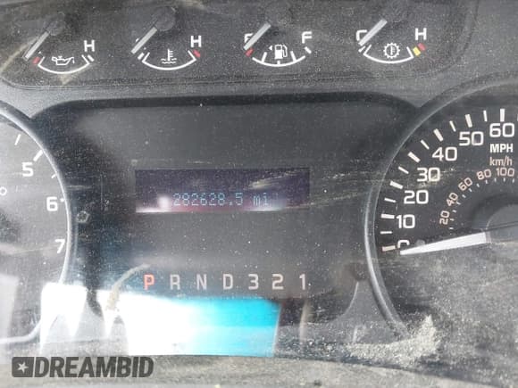 ✅ 2012 Ford F-150 XL • VIN: 1FTMF1CM1CKD66000 • Lot: 41987020. Listed on IAAI with 282,628 mi. Free auction sales archive from the USA and detailed vehicle history report at DreamBid. Image 7.