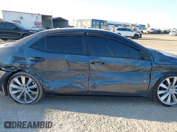 ✅ 2018 Toyota Corolla LE • VIN: 5YFBURHE4JP839996 • Lot: 43764516. Listed on IAAI with 168,545 mi. Free auction sales archive from the USA and detailed vehicle history report at DreamBid. Image 6.