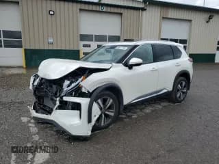 ✅ 2021 Nissan Rogue Platinum • VIN: JN8AT3DD9MW318877 • Lot: 89817195. Wystawiony na Copart z przebiegiem 27 280 mil. Bezpłatny archiwum sprzedaży aukcyjnych z USA i szczegółowy raport historii pojazdu na DreamBid. Zdjęcie 1.