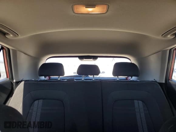 ✅ 2020 Hyundai Venue SEL • VIN: KMHRC8A37LU029722 • Lot: 45953555. Listed on Copart with 35,223 mi. Free auction sales archive from the USA and detailed vehicle history report at DreamBid. Image 10.