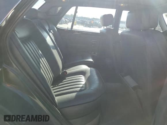 ✅ 1989 Bentley Mulsanne • VIN: SCBZS02B1KCX27118 • Лот: 49951485. Опубликован ранее на Copart с пробегом 31 342 миль. Бесплатный доступ к архиву аукционных продаж из США и подробный отчёт об истории автомобиля на DreamBid. Изображение 10.