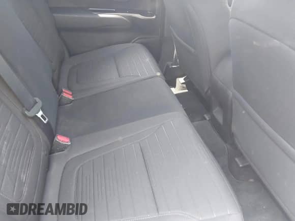 ✅ 2024 Hyundai Santa Cruz SEL • VIN: 5NTJBDDE8RH110825 • Лот: 42230112. Размещён на IAAI с пробегом 18 135 миль миль. Получите бесплатный доступ к архиву аукционных продаж из США и посмотрите подробный отчёт об истории автомобиля на DreamBid. Изображение 8.