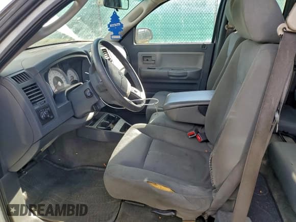 ✅ 2006 Dodge Dakota SLT • VIN: 1D7HE42K36S701726 • Лот: 96315015. Опубликован ранее на Copart с пробегом 252 484 миль. Бесплатный доступ к архиву аукционных продаж из США и подробный отчёт об истории автомобиля на DreamBid. Изображение 7.