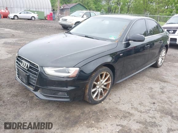 ✅ 2016 Audi A4 Premium • VIN: WAUDFAFL6GN005527 • Lot: 42197225. Listed on IAAI with 153,883 mi. Free auction sales archive from the USA and detailed vehicle history report at DreamBid. Image 17.