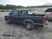 1990 Dodge Dakota z VIN 1B7FL26X8LS737490, wystawiony jako Copart lot #56342535 z przebiegiem 152 143 mil mil oraz Szkoda całkowita • Salvage title. Historia ofert i sprzedaży dostępna na DreamBid. Obrazek 2.