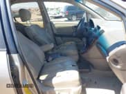 ✅ 1999 Lexus RX 300 • VIN: JT6HF10U9X0028763 • Lot: 42817076. Wystawiony na IAAI z przebiegiem 212 348 mil. Bezpłatny archiwum sprzedaży aukcyjnych z USA i szczegółowy raport historii pojazdu na DreamBid. Zdjęcie 5.