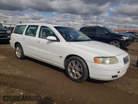 ✅ 2006 Volvo V70 2.4L • VIN: YV1SW640262595736 • Lot: 72063874. Listed on Copart with 144,987 mi. Free auction sales archive from the USA and detailed vehicle history report at DreamBid. Image 4.
