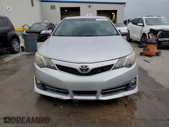 2013 Toyota Camry L с VIN 4T1BF1FK1DU266417, выставлен на аукционе Copart как лот 73972983 с пробегом Не указан миль и Списание • Salvage title. История ставок и продаж доступна на DreamBid. Изображение 5.