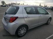 ✅ 2017 Toyota Yaris L • VIN: VNKKTUD38HA077420 • Lot: 92651475. Wystawiony na Copart z przebiegiem 125 390 mil. Bezpłatny archiwum sprzedaży aukcyjnych z USA i szczegółowy raport historii pojazdu na DreamBid. Zdjęcie 3.