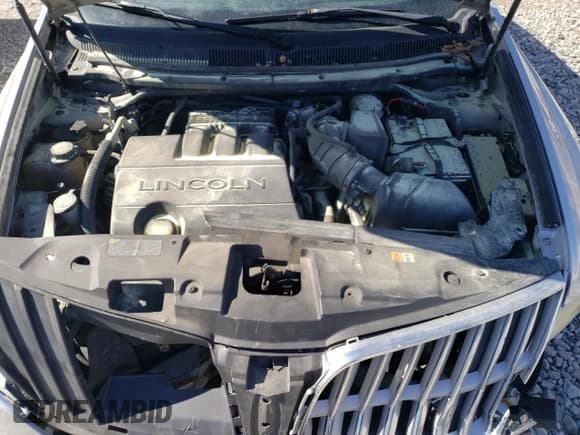 ✅ 2011 Lincoln MKT • VIN: 2LMHJ5AR4BBJ50348 • Лот: 52296835. Опубликован ранее на Copart с пробегом Не указан. Бесплатный доступ к архиву аукционных продаж из США и подробный отчёт об истории автомобиля на DreamBid. Изображение 12.