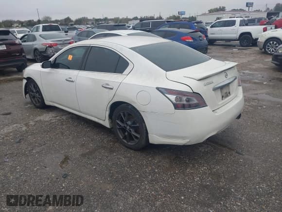 ✅ 2014 Nissan Maxima SV • VIN: 1N4AA5AP7EC907236 • Lot: 43843193. Wystawiony na IAAI z przebiegiem 221 970 mil. Bezpłatny archiwum sprzedaży aukcyjnych z USA i szczegółowy raport historii pojazdu na DreamBid. Zdjęcie 3.