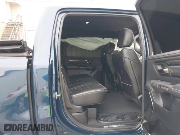 2024 Ram 1500 Limited с VIN 1C6SRFHT2RN229108, выставлен на аукционе IAAI как лот 40960283 с пробегом 16 654 миль миль и . История ставок и продаж доступна на DreamBid. Изображение 8.