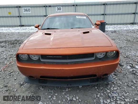 ✅ 2011 Dodge Challenger • VIN: 2B3CJ4DG6BH604466 • Lot: 42128995. Wystawiony na Copart z przebiegiem 216 000 mil. Bezpłatny archiwum sprzedaży aukcyjnych z USA i szczegółowy raport historii pojazdu na DreamBid. Zdjęcie 5.