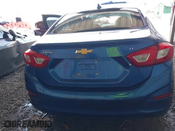 2016 Chevrolet Cruze LT с VIN 1G1BD5SM8G7230504, выставлен на аукционе IAAI как лот 42247735 с пробегом 90 418 миль миль и . История ставок и продаж доступна на DreamBid. Изображение 16.