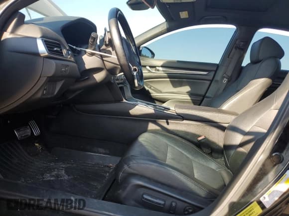 ✅ 2019 Honda Accord Sport • VIN: 1HGCV2F36KA002989 • Лот: 81960415. Опубликован ранее на Copart с пробегом 151 783 миль. Бесплатный доступ к архиву аукционных продаж из США и подробный отчёт об истории автомобиля на DreamBid. Изображение 7.