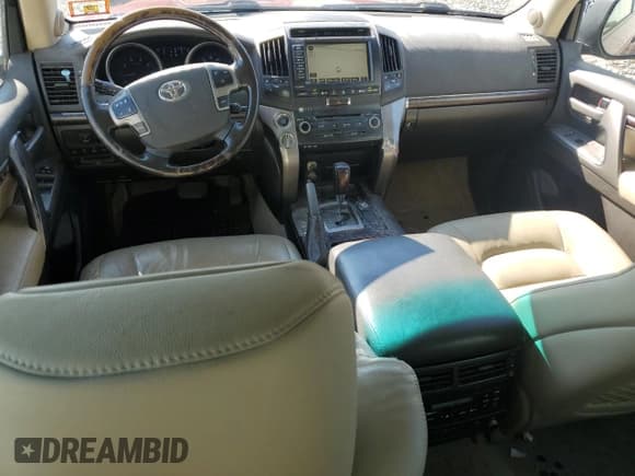 ✅ 2008 Toyota Land Cruiser • VIN: JTMHY05JX85002558 • Лот: 67451454. Опубликован ранее на Copart с пробегом 352 846 миль. Бесплатный доступ к архиву аукционных продаж из США и подробный отчёт об истории автомобиля на DreamBid. Изображение 8.