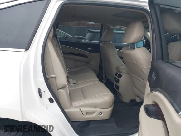 ✅ 2015 Acura MDX Technology • VIN: 5FRYD4H44FB003756 • Lot: 43579671. Listed on IAAI with 175,216 mi. Free auction sales archive from the USA and detailed vehicle history report at DreamBid. Image 8.