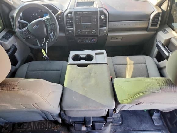 ✅ 2020 Ford F-250 XL • VIN: 1FT7W2BT4LED76613 • Lot: 86078475. Listed on Copart with 200,483 mi. Free auction sales archive from the USA and detailed vehicle history report at DreamBid. Image 8.