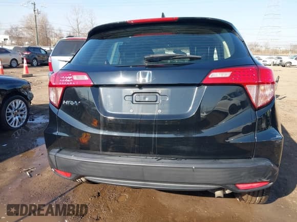 ✅ 2018 Honda HR-V LX • VIN: 3CZRU5G33JM706221 • Lot: 41754370. Listed on IAAI with 96,734 mi. Free auction sales archive from the USA and detailed vehicle history report at DreamBid. Image 16.