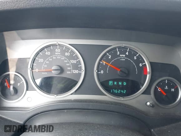 ✅ 2007 Jeep Patriot Limited • VIN: 1J8FF48W77D316919 • Лот: 41601000. Опубликован ранее на IAAI с пробегом 176 242 миль. Бесплатный доступ к архиву аукционных продаж из США и подробный отчёт об истории автомобиля на DreamBid. Изображение 7.
