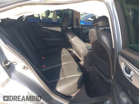 ✅ 2020 Infiniti Q50 Luxe • VIN: JN1EV7AP4LM205557 • Lot: 43096153. Listed on IAAI with 128,862 mi. Free auction sales archive from the USA and detailed vehicle history report at DreamBid. Image 8.