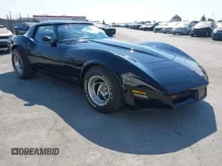 1981 Chevrolet Corvette с VIN 1G1AY8765BS417989, выставлен на аукционе IAAI как лот 42704013 с пробегом 85 454 миль миль и . История ставок и продаж доступна на DreamBid. Изображение 1.