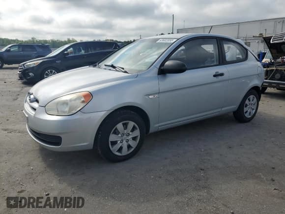 ✅ 2009 Hyundai Accent GS • VIN: KMHCM36C89U125737 • Лот: 63602055. Опубликован ранее на Copart с пробегом 32 490 миль. Бесплатный доступ к архиву аукционных продаж из США и подробный отчёт об истории автомобиля на DreamBid. Изображение 1.