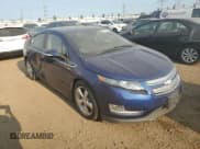 ✅ 2013 Chevrolet Volt • VIN: 1G1RD6E40DU103811 • Lot: 70837594. Wystawiony na Copart z przebiegiem 79 515 mil. Bezpłatny archiwum sprzedaży aukcyjnych z USA i szczegółowy raport historii pojazdu na DreamBid. Zdjęcie 4.