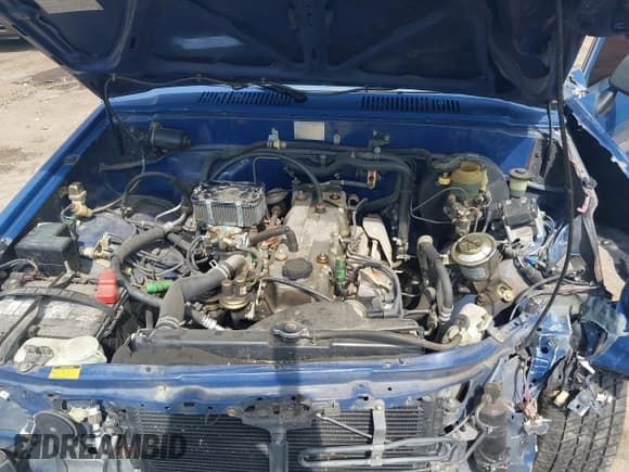 ✅ 1987 Toyota Pickup • VIN: JT4RN50RXH0306459 • Lot: 42866348. Listed on IAAI with 114,061 mi. Free auction sales archive from the USA and detailed vehicle history report at DreamBid. Image 10.