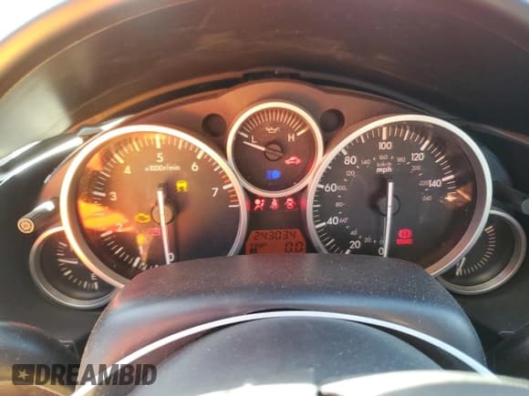 ✅ 2007 Mazda MX-5 Miata Grand Touring • VIN: JM1NC25F870135274 • Lot: 90875945. Wystawiony na Copart z przebiegiem 243 034 mil. Bezpłatny archiwum sprzedaży aukcyjnych z USA i szczegółowy raport historii pojazdu na DreamBid. Zdjęcie 9.