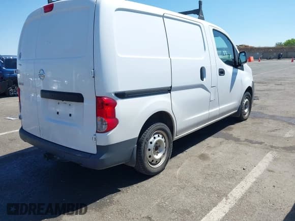 ✅ 2019 Nissan NV200 SV • VIN: 3N6CM0KN1KK705702 • Lot: 42655516. Listed on IAAI with 137,687 mi. Free auction sales archive from the USA and detailed vehicle history report at DreamBid. Image 4.