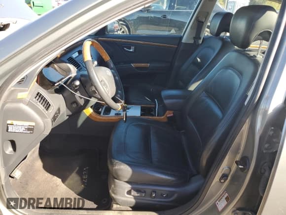 ✅ 2006 Hyundai Azera SE • VIN: KMHFC46F56A101134 • Lot: 90984975. Wystawiony na Copart z przebiegiem 91 697 mil. Bezpłatny archiwum sprzedaży aukcyjnych z USA i szczegółowy raport historii pojazdu na DreamBid. Zdjęcie 7.