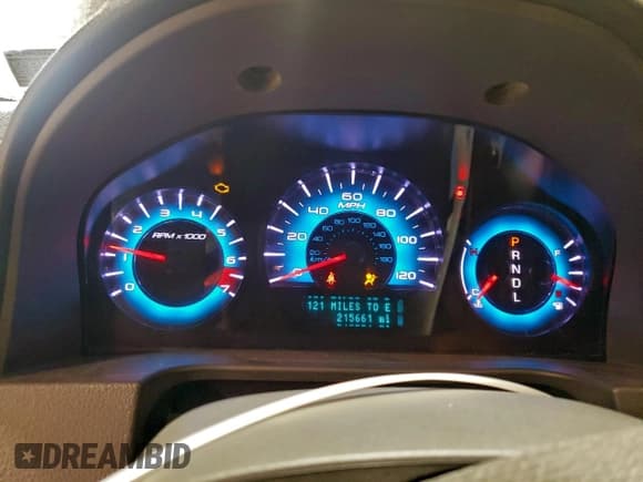 ✅ 2011 Ford Fusion S • VIN: 3FAHP0GAXBR260203 • Лот: 93601985. Опубликован ранее на Copart с пробегом 215 661 миль. Бесплатный доступ к архиву аукционных продаж из США и подробный отчёт об истории автомобиля на DreamBid. Изображение 9.