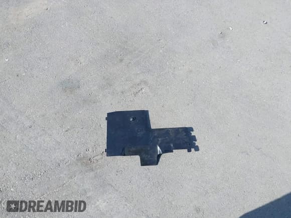 ✅ 2011 Mercedes-Benz M 350 • VIN: 4JGBB5GB2BA700733 • Lot: 42878205. Listed on IAAI with 140,873 mi. Free auction sales archive from the USA and detailed vehicle history report at DreamBid. Image 12.