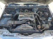 ✅ 2006 Suzuki XL7 • VIN: JS3TX92V164101962 • Lot: 67118735. Wystawiony na Copart z przebiegiem 122 877 mil. Bezpłatny archiwum sprzedaży aukcyjnych z USA i szczegółowy raport historii pojazdu na DreamBid. Zdjęcie 12.