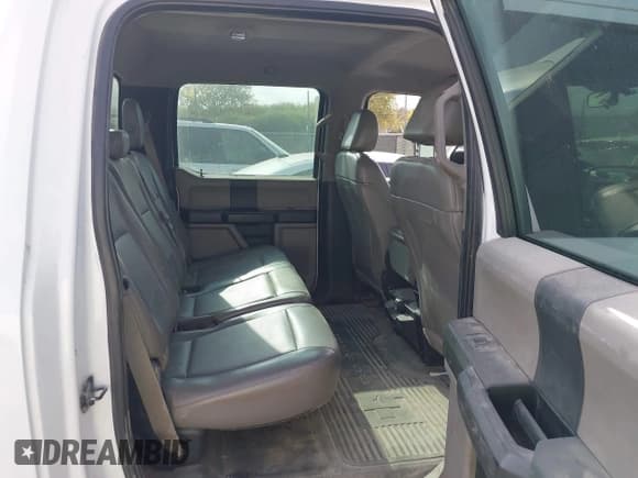 ✅ 2017 Ford F-250 XL • VIN: 1FT7W2AT1HED31525 • Лот: 43505631. Опубликован ранее на IAAI с пробегом 192 370 миль. Бесплатный доступ к архиву аукционных продаж из США и подробный отчёт об истории автомобиля на DreamBid. Изображение 8.